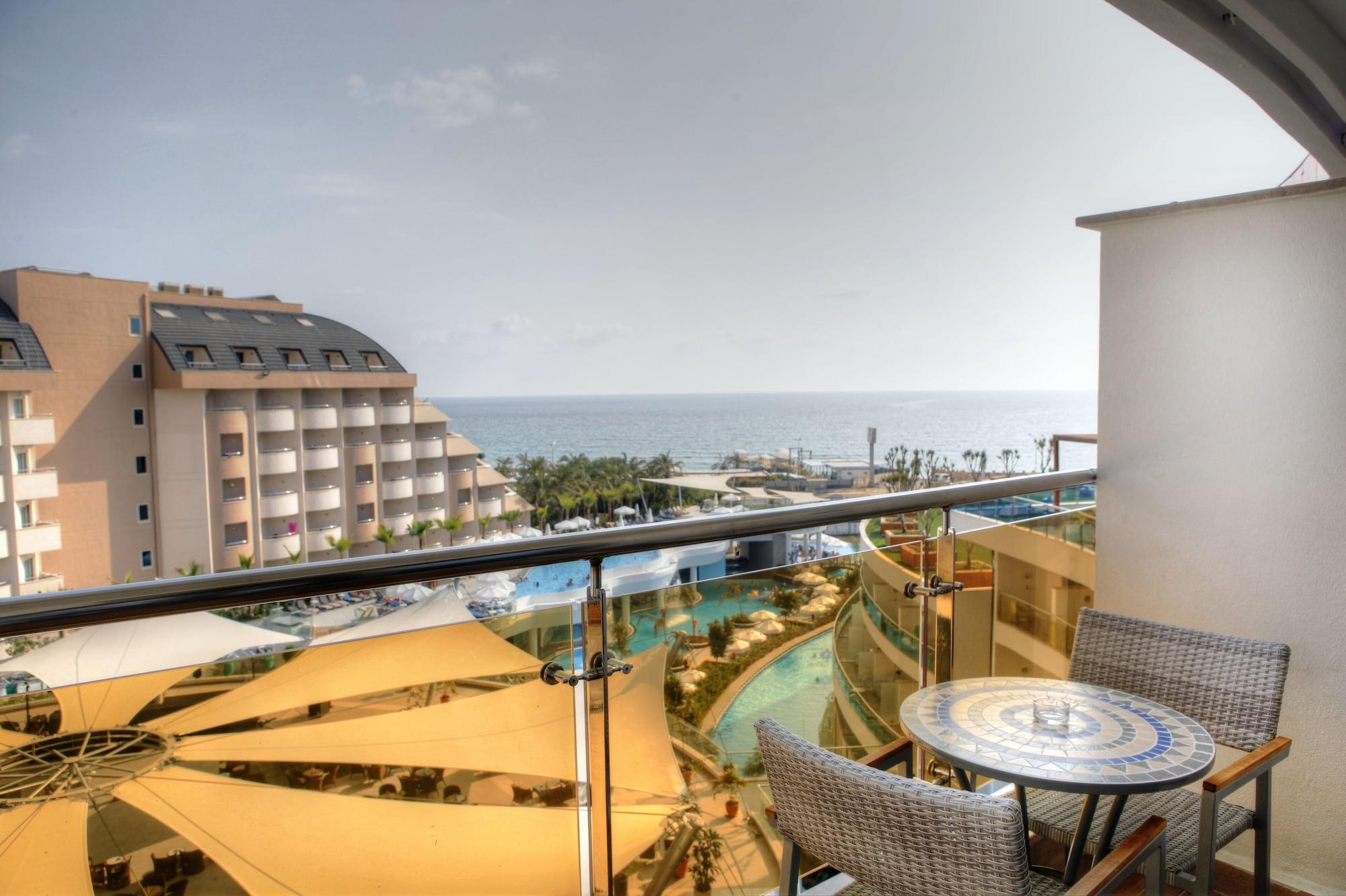 Long Beach Harmony Hotel Turkler Bagian luar foto